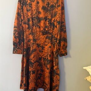 Floral Long Sleeve Dress in Black and Brown